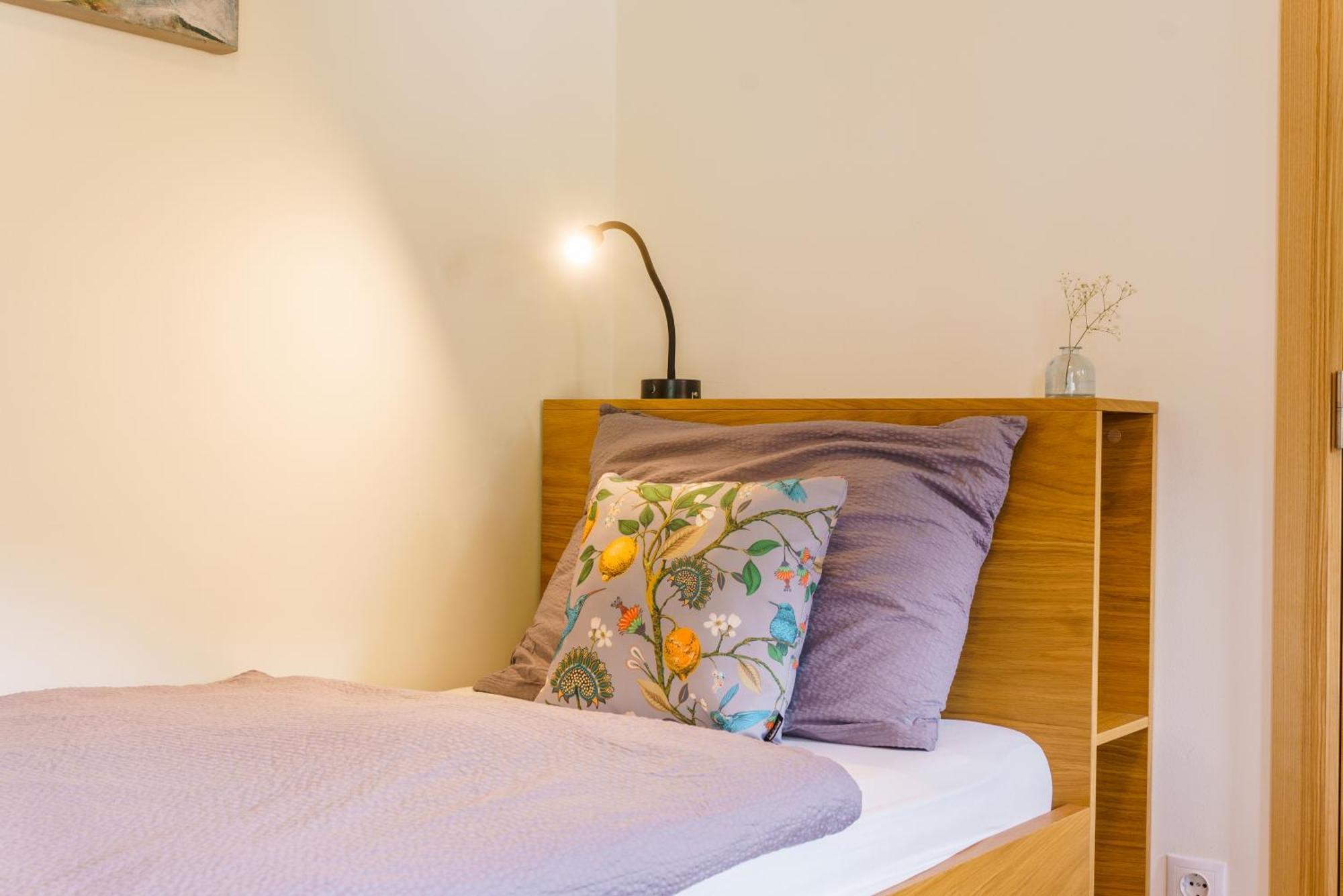 Julias Guesthouse Ora / Auer Luaran gambar